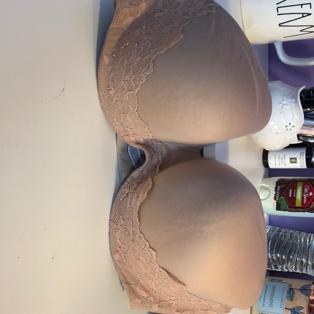 Nude strapless VS 38DDD